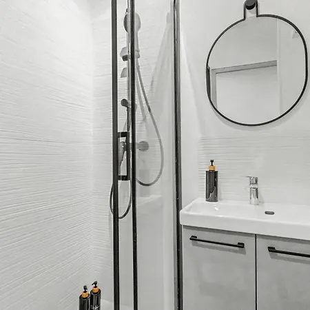 Le Pastel - Daurade, Capitole A 200m, Clim Aircon, Wifi, Netflix - Renove En 2026 - Renovated In 2026 Тулуза